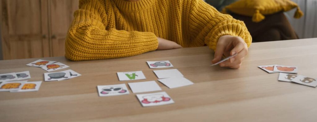 Idées de jeux à emporter au restaurant pour occuper ses enfants