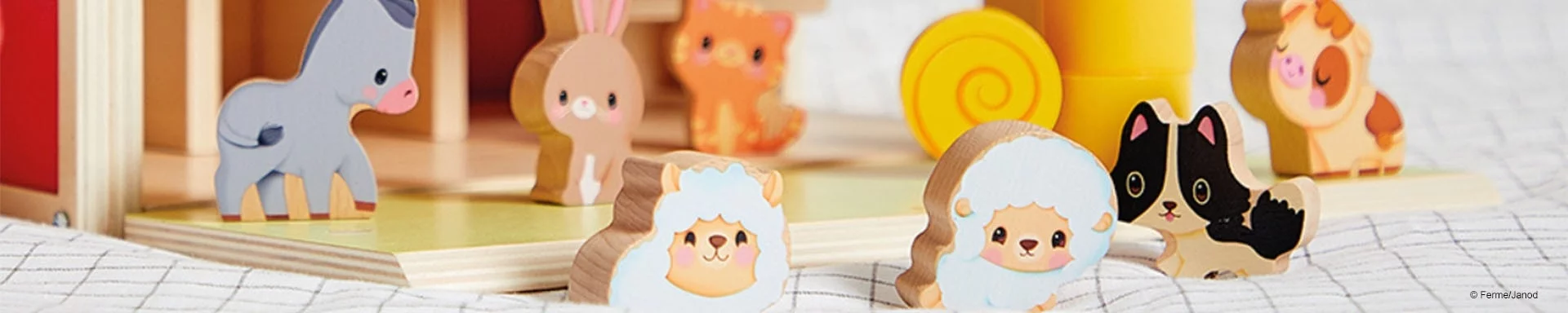 Des figurines animaux : l'incontournable jeu d'enfant ! Des figurines animaux : l'incontournable jeu d'enfant !