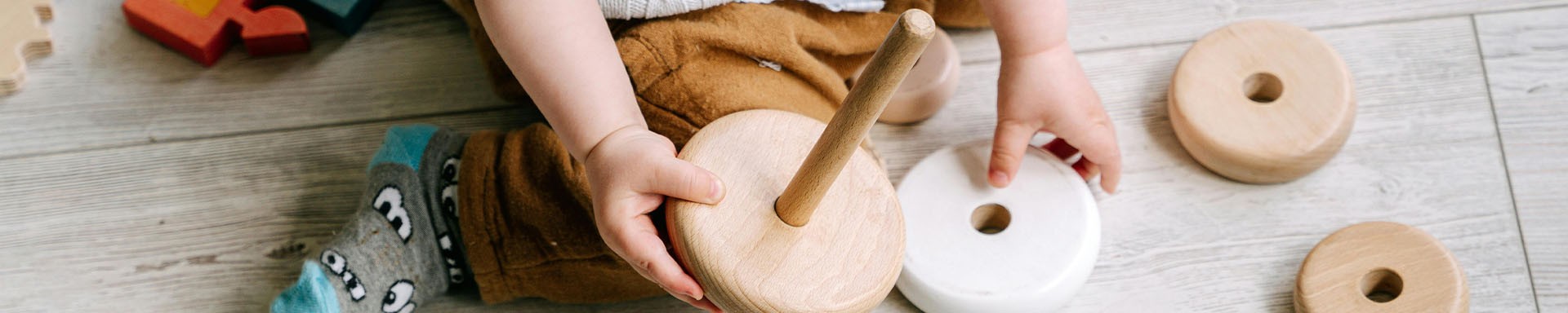 Jeu d'encastrement et d'emboitement