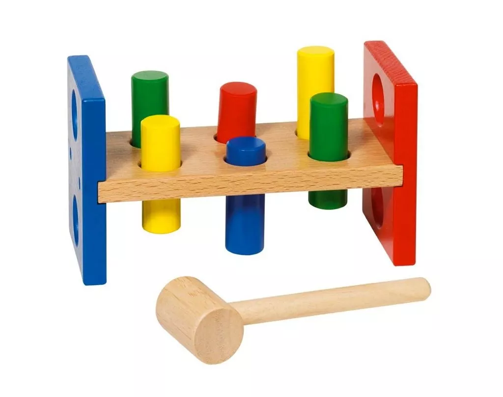 Banc à marteler en bois...