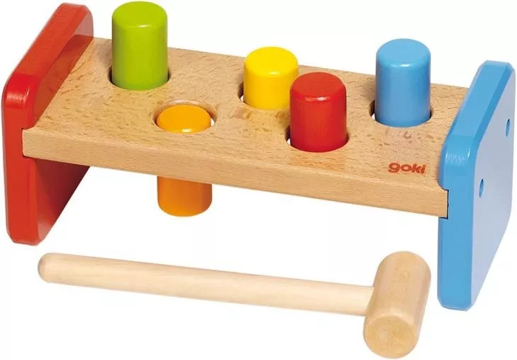 Jeu du marteau en bois...
